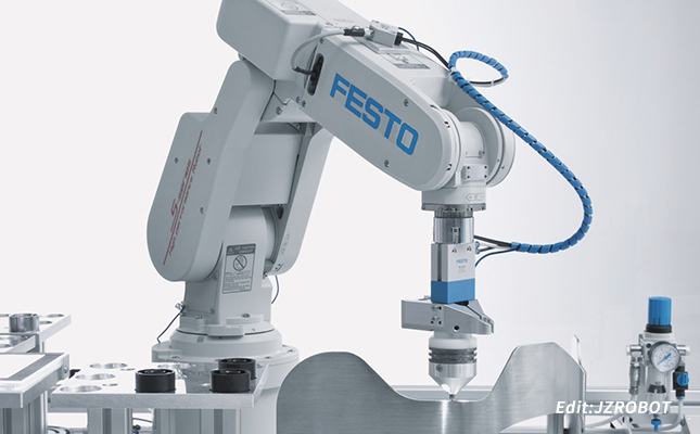 全球工業(yè)機(jī)器人