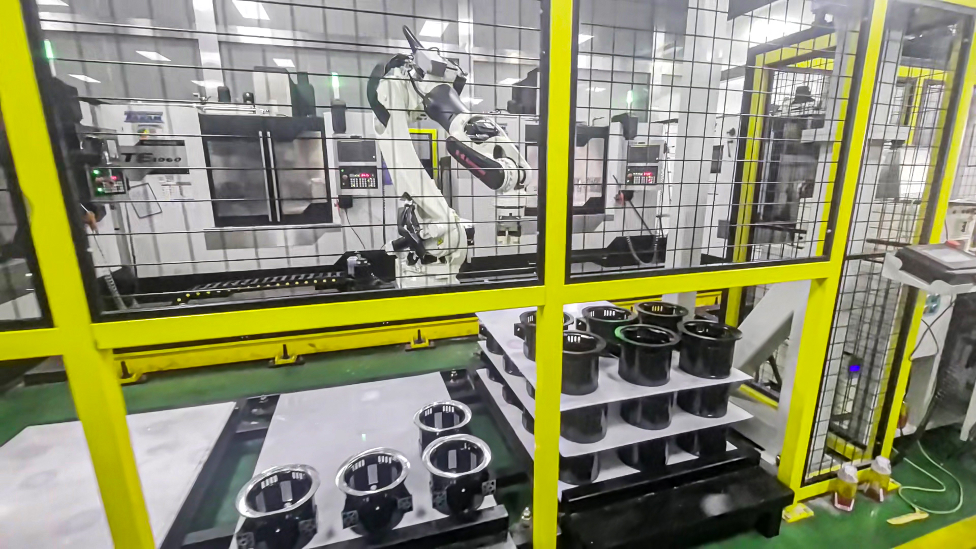 3D視覺地柜機(jī)器人加工中心應(yīng)用案例